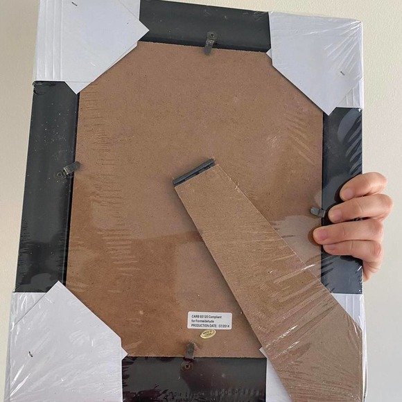 8x10 grey picture frame - Picture 2 of 3